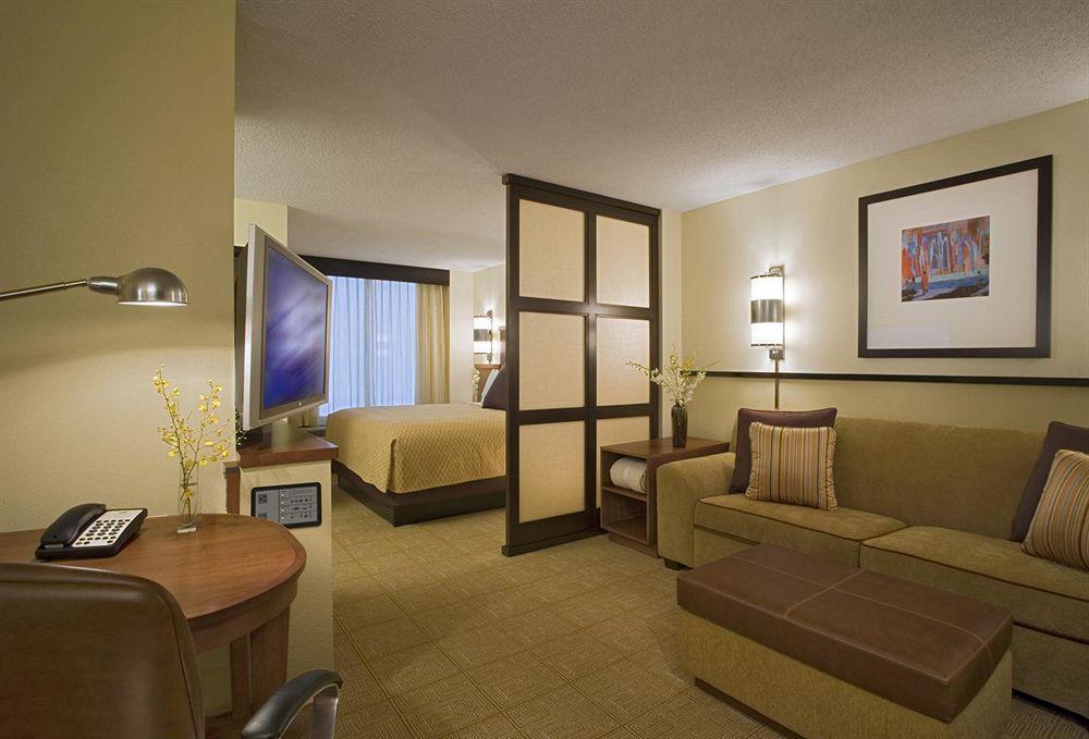 Hyatt Place Greenville/Haywood Δωμάτιο φωτογραφία